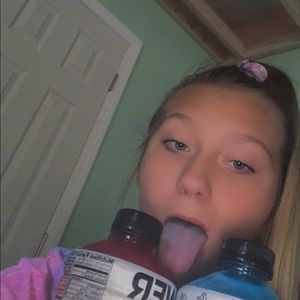 Meet your Posher, Hailie